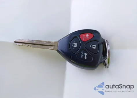 2009 Toyota Corolla Le z USA, uszkodzony, nr VIN JTDBL40E39J044021